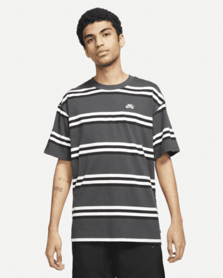 ★★送料無料★★ナイキ★NIKE MEN'S Y2K STRIPED T-SHIRT Nike striped t-shirt with embroidered logo in the | Depop